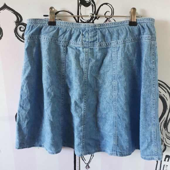 Size 10 Blue Denim A-Line Skirt Lower Thigh Length Lightweight - Picture 5 of 7